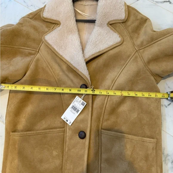 Mango Women's Tan Shearling Jacket Small NWT - Picture 4 of 6